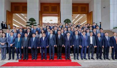 壹号参加越南总理范明政座谈会，共话中越绿色合作新机遇